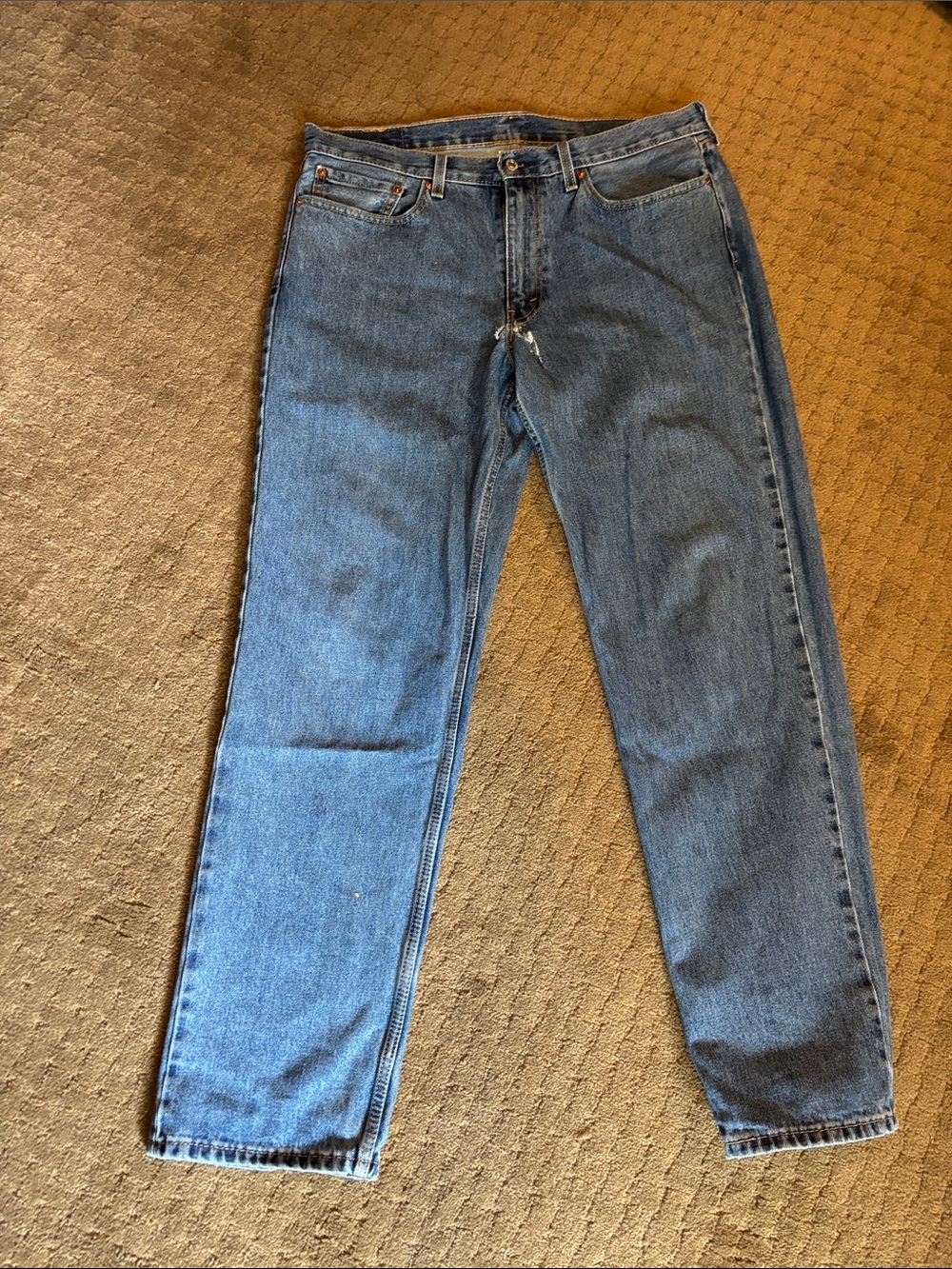 Levi’s 550 36W x 34L Jeans